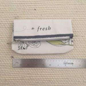 Fresh - 🌸 Cosmetic Pouch